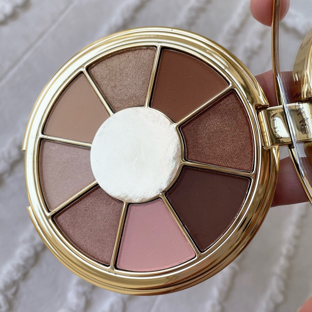 Tarte Brown and Pink Eyeshadow Palette Luxurious Finishes